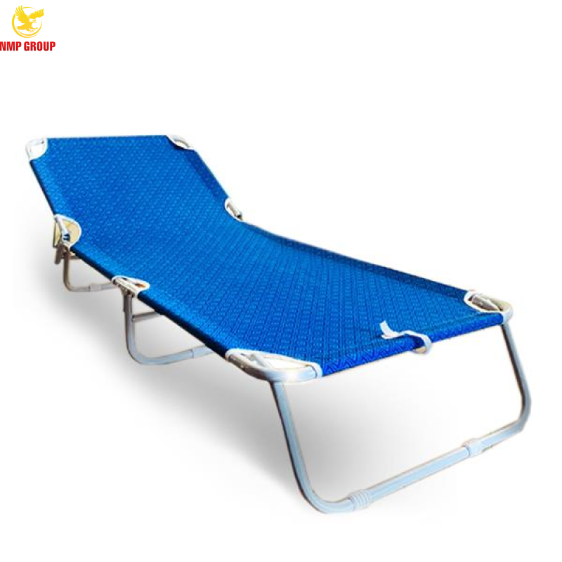 Giường ghế xếp gấp gọn tiện lợi màu xanh 